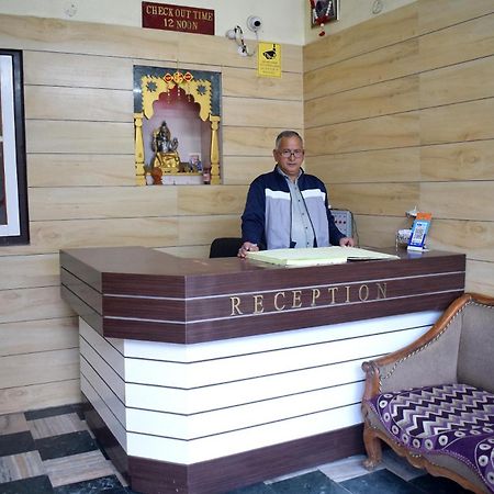 Hotel Golden Haridwār Екстериор снимка