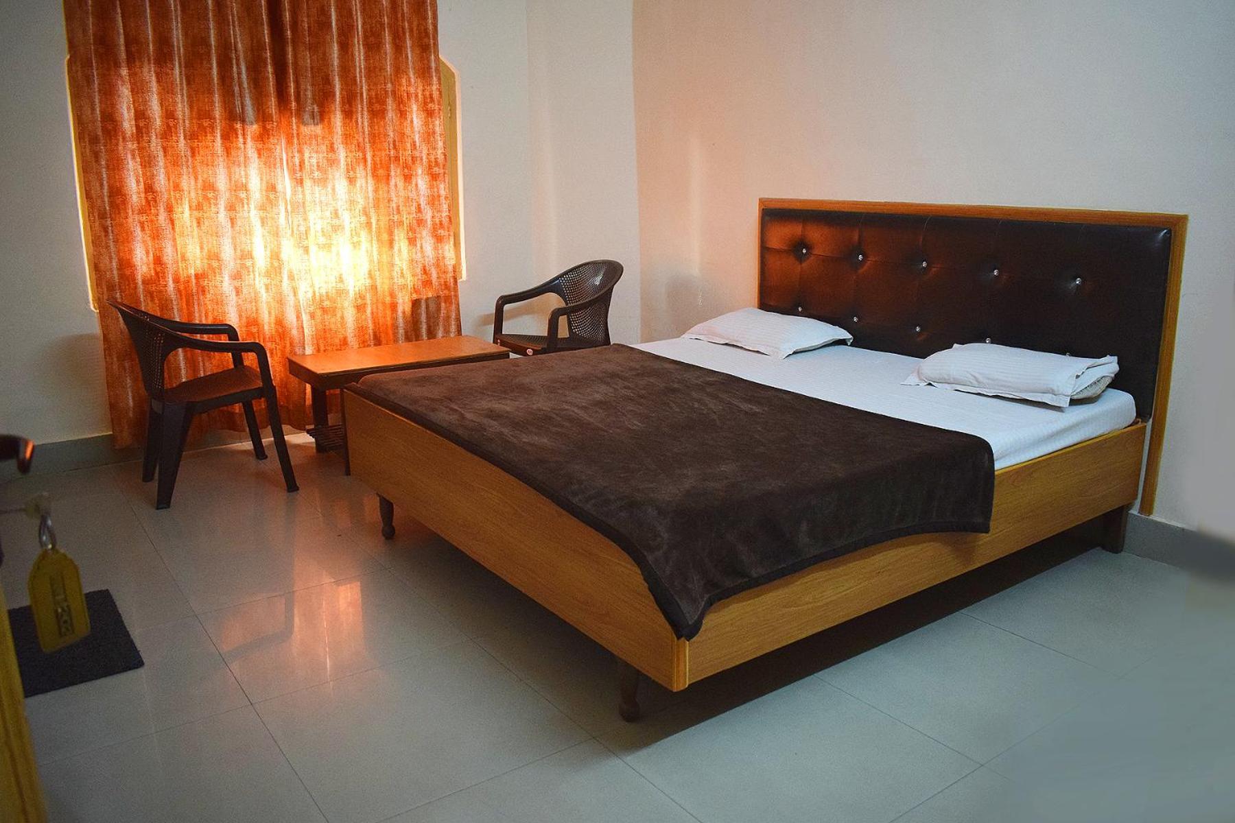 Hotel Golden Haridwār Екстериор снимка