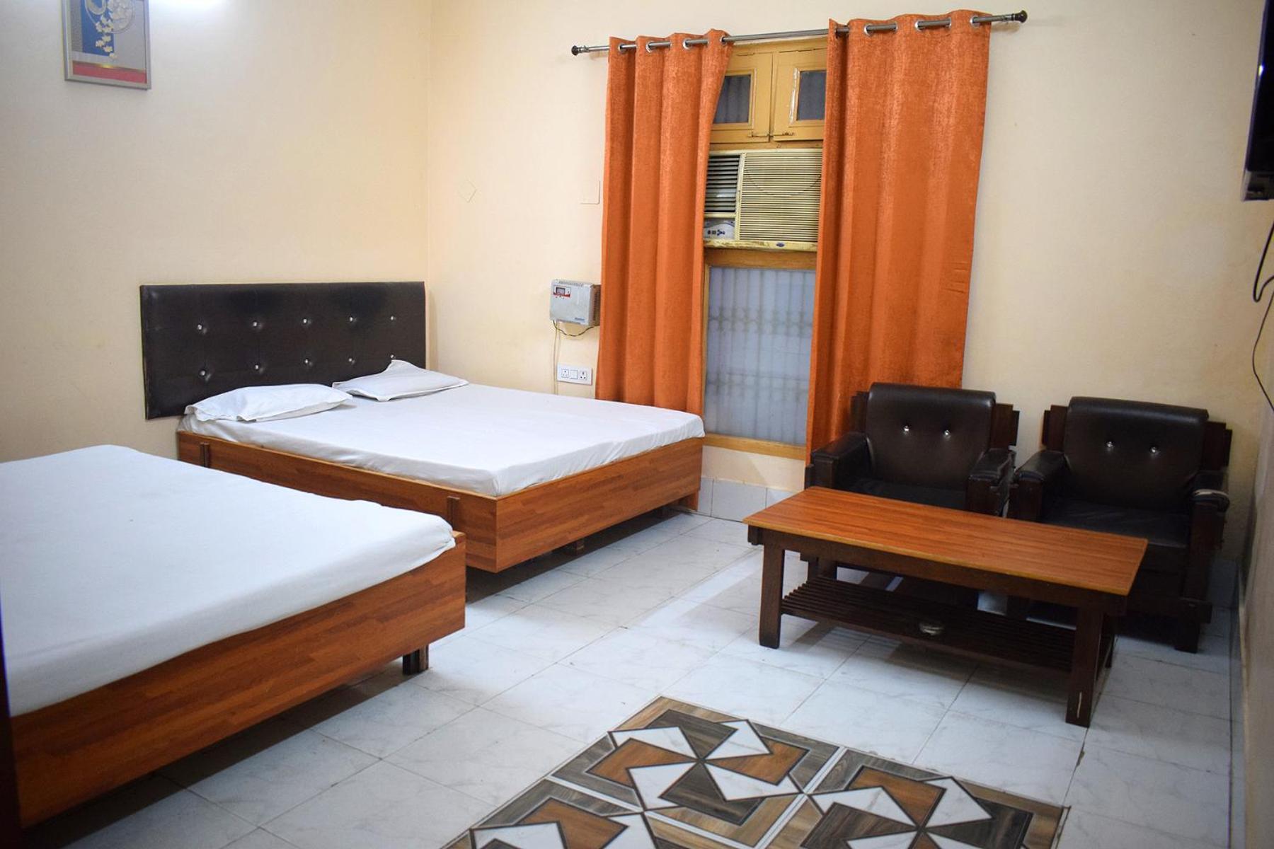 Hotel Golden Haridwār Екстериор снимка