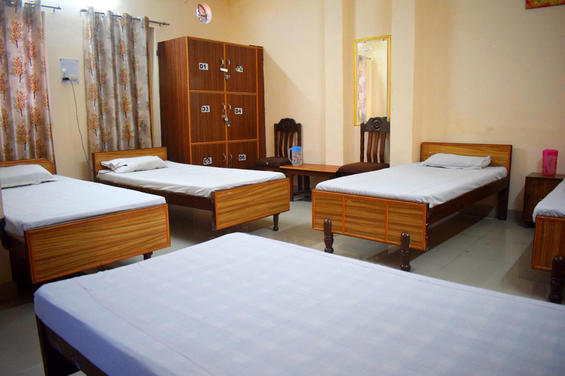 Hotel Golden Haridwār Екстериор снимка